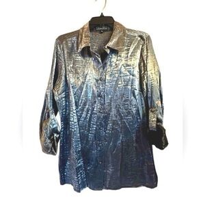 Women’s Elements Long Sleeve Button Down Blouse - Size M - MINT CONDITION